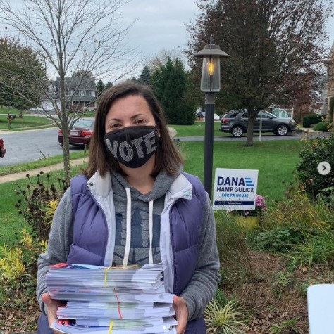 Christina Hartman at the election, USA