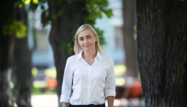 Устінова Олександра