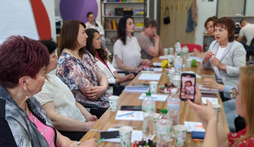 У рівному провели зустріч депутаток та лідерок